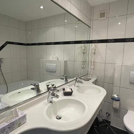 公寓 Apartmenthaus Wilder Mann Obrigheim (Neckar-Odenwald-Kreis)