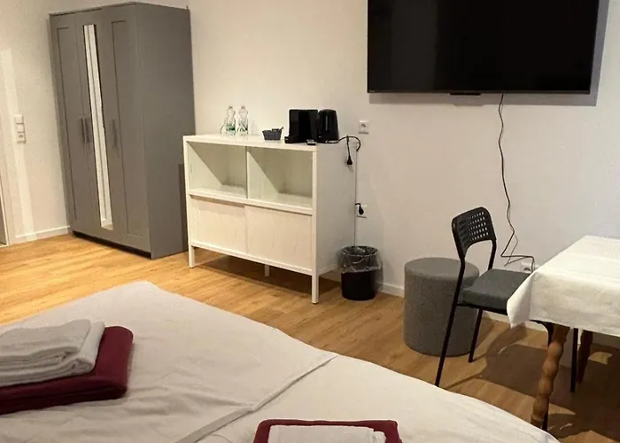 شقة Apartmenthaus Wilder Mann Obrigheim (Neckar-Odenwald-Kreis)