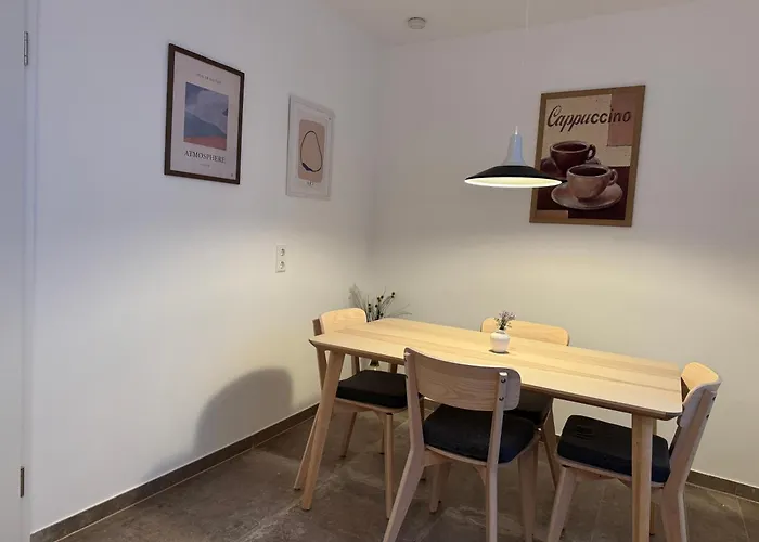 شقة Apartmenthaus Wilder Mann Obrigheim (Neckar-Odenwald-Kreis)