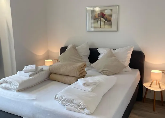 شقة Apartmenthaus Wilder Mann Obrigheim (Neckar-Odenwald-Kreis)
