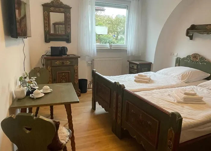 شقة Apartmenthaus Wilder Mann Obrigheim (Neckar-Odenwald-Kreis)